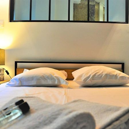 Le Bleu Hypercentre Presque Ile Apartment Лион Екстериор снимка